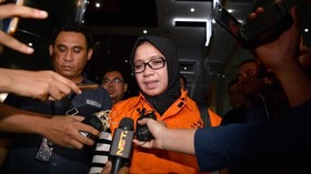 Eni Saragih Tulis Surat Pengakuan di Rumah Tahanan