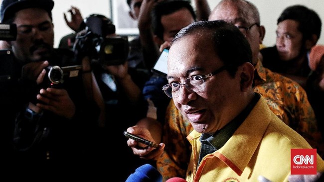 Sekjen Partai Berkarya Priyo Budi Santoso dituding terlalu fokus pada pemenangan Prabowo-Sandi sehingga kerja pemenangan partai di Pileg 2019 terbengkalai.