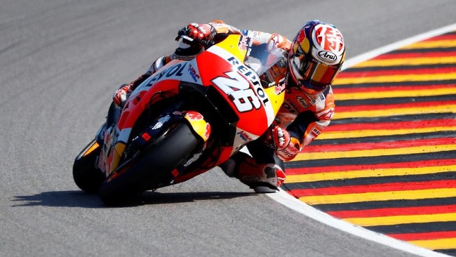 Pebalap Dani Pedrosa mengungkap alasan dirinya pensiun pada akhir musim nanti karena kesulitan mengendarai motor Honda.