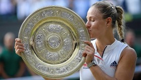 Kalahkan Serena, Angelique Kerber Juara Wimbledon 2018