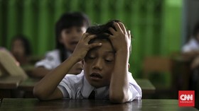 Ragam Reaksi Sekolah soal 50 Persen Dana BOS untuk Honorer