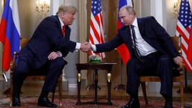 Bertemu Trump, Putin Sebut Siap Perpanjang Perjanjian Nuklir