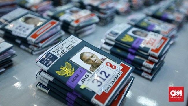 Kementerian Agama masih mencoba meminta penjelasan langsung dari Arab Saudi ihwal visa umrah yang disetop akibat virus corona.