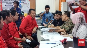 Tumbang di Pilgub, Tb Hasanuddin-Anton Charliyan Maju Caleg