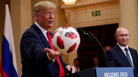 Arnold 'Terminator' Sebut Trump Bak Mi Basah saat Lihat Putin