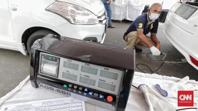 Penjualan Runtuh Saat Pandemi, Uji Tipe Mobil Baru Berkurang