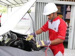 764 Mobil Mitsubishi Terkena Banjir
