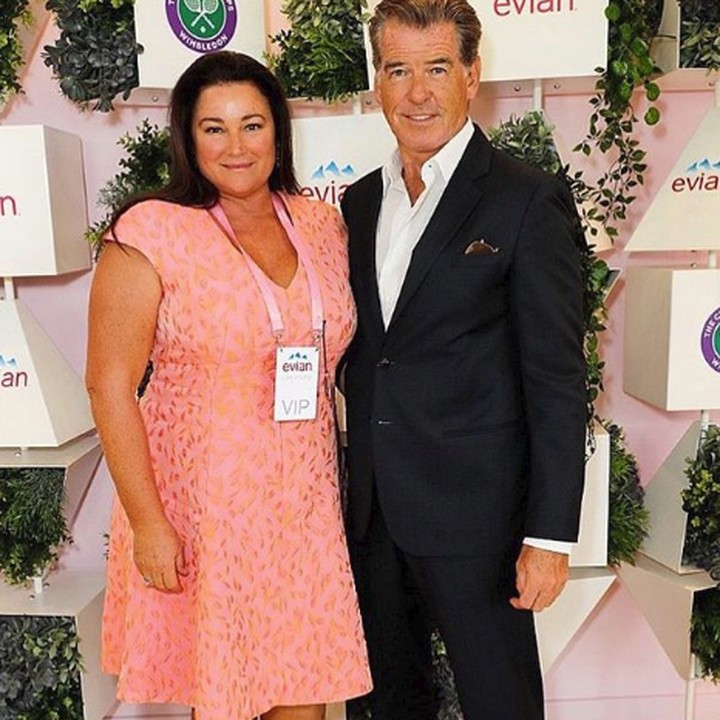 <p>Dari istri sebelumnya, Pierce Brosnan dikaruniai tiga anak. Dari pernikahannya dengan Keely, Pierce dikaruniai dua anak, Dylan dan Paris. (Foto: Instagram @keelyshayebrosnan)</p>