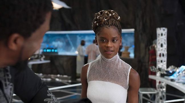 Letitia Wright sempat alami cedera karena sebuah kecelakaan di lokasi syuting, namun ia disebut siap kembali beraksi di set Black Panther 2.