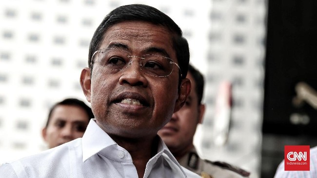 Menteri Sosial Idrus Marham memenuhi panggilan KPK untuk diperiksa sebagai saksi bagi tersangka suap pembangunan PLTU Eni Maulani Saragih.