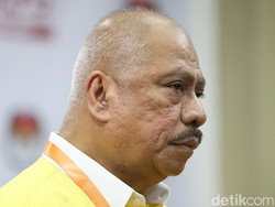 Mekeng soal Isu Jokowi Jadi Ketua Dewan Pembina Golkar: Bisa Terjadi