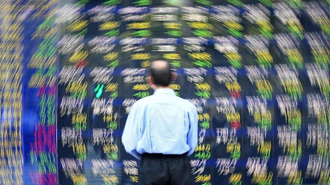 Bank sentral Jepang, Bank of Japan (BoJ), merevisi proyeksi pertumbuhan ekonomi negeri sakura dari 4 persen menjadi 3,8 persen sampai akhir tahun nanti.