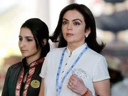 Saking Tajirnya, Ibu Ini Naik Jet Pribadi ke Sri Lanka buat Beli Piring!