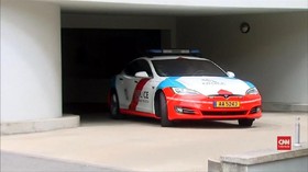 VIDEO: Tesla Dipakai untuk Patroli Polisi Luxembourg