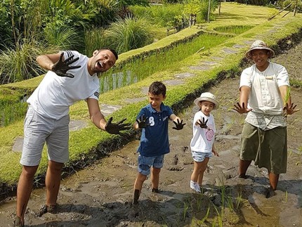 Aktivitas Seru Tanpa Gadget ala Keluarga Teuku Zacky