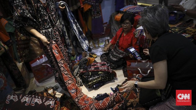 Stimulus UMKM untuk meredam dampak virus corona, salah satunya berupa bantuan langsung tunai senilai Rp3 juta per usaha mikro.