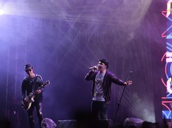 Lirik dan Chord Sobat oleh Padi