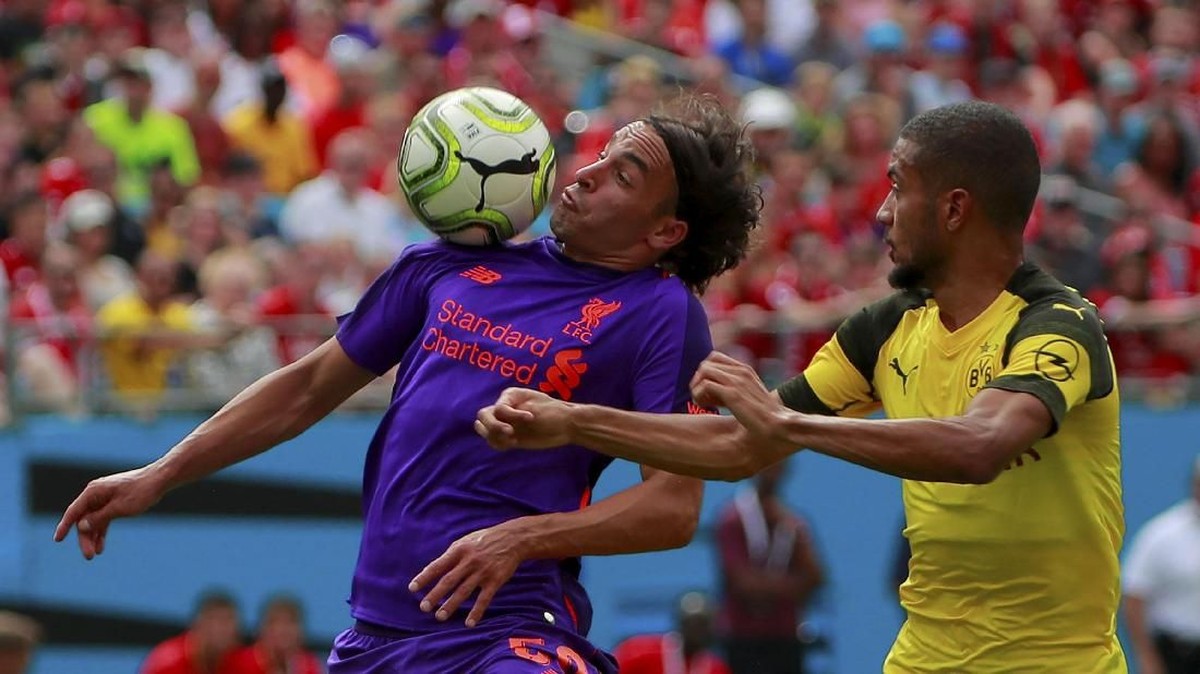 FOTO: Liverpool Dikecundangi Dortmund di ICC