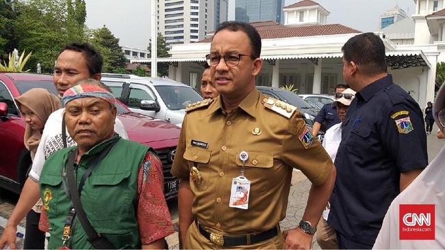 Kepada para pedemo yang menolak Anies maju di Pilpres 2019, Gubernur DKI Jakarta itu menyampaikan akan menunaikan semua janjinya di masa kampanye Pilkada DKI.