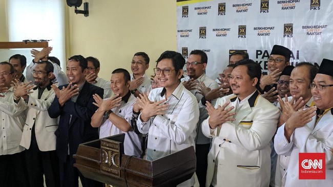 Direktur Pencapresan PKS Suhud Aliyudin mengatakan pengurus PKS saat ini belum pernah bekerjasama dengan Partai Komunis China. Tapi, di masa lalu, dia tak tahu.