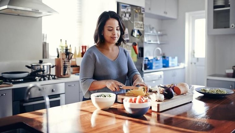 Selama ini Bunda nggak menerapkan diet? It's okay. Tapi, ingat satu hal berikut ini ya.