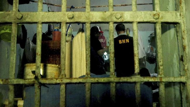 Polisi Tangkap 20 Narapidana Lapas Banda Aceh yang Kabur Sebanyak 20 narapidana kembali ditemukan setelah kabur membobol Lembaga Pemasyarakatan Klas II A Lambaro, Banda Aceh, Aceh Besar.