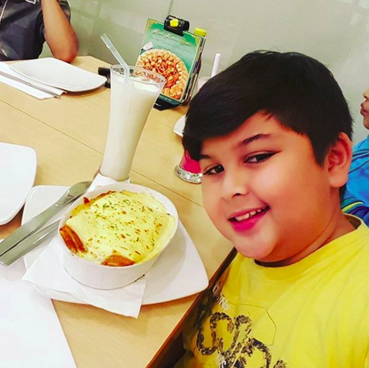 <p>Meski umurnya sudah 13 tahun Baim tetap menggemaskan kan, Bun? (Foto: Instagram/ @baimalkatiri)  </p>