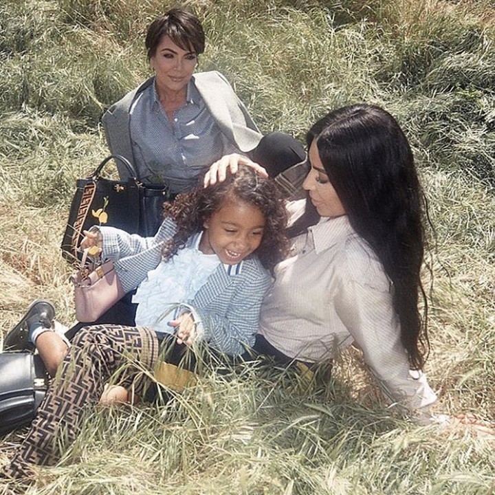 <p>Ini saat Kim Kardashian quality time bersama si sulung, North, dan sang bunda, Kris Jenner. (Foto: Instagram @kimkardashian)</p>