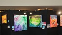 <p>Ini beberapa lukisan anak-anak berkebutuhan khusus dari Daya Pelita Kasih dalam rangka 25 tahun Accor Hotels di Indonesia. (Foto: Instagram @janegrabriella.paintings)</p>