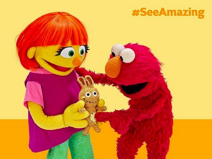 Sweet! Saat Boneka Sesame Street Bawa Perubahan untuk Anak Autis