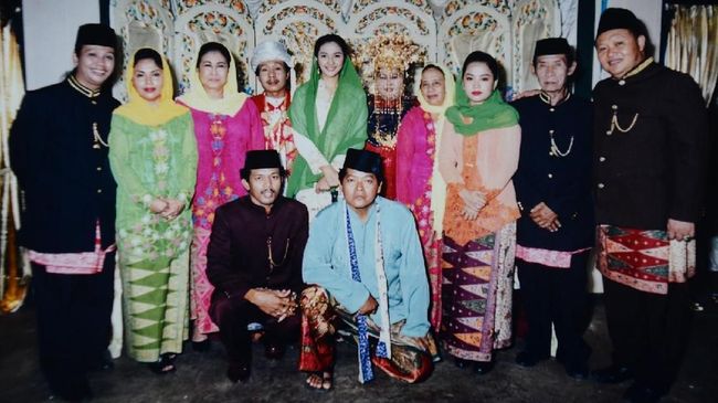 Teknologi mendorong perkembangan tayangan Indonesia, mulai dari konsep sinema elektronik pertama dalam Losmen pada 198-an hingga kini mulai ramai serial di OTT.