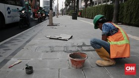 Pelebaran Trotoar Jalan Satrio Diperpanjang Hingga Casablanca