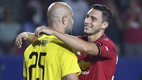 FOTO: Laga Ketat Namun Bersahabat Man United vs AC Milan