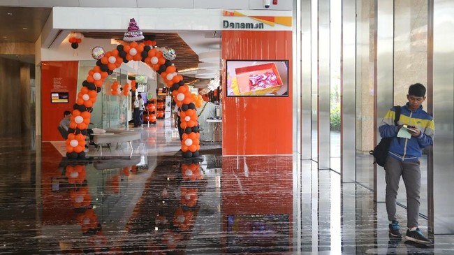 Bank Danamon Bantah Rencana Delisting, OJK Sebut Integrasi MUFG Jadi Pertimbangan