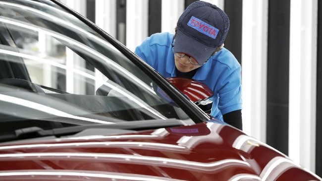 Toyota memutuskan melanjutkan produksi di Inggris untuk menyuplai kendaran hybrid buat Suzuki mulai 2020.