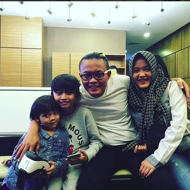 <p>Mirip kan, Bun? (Foto: Instagram @ferdinan_sule)</p>