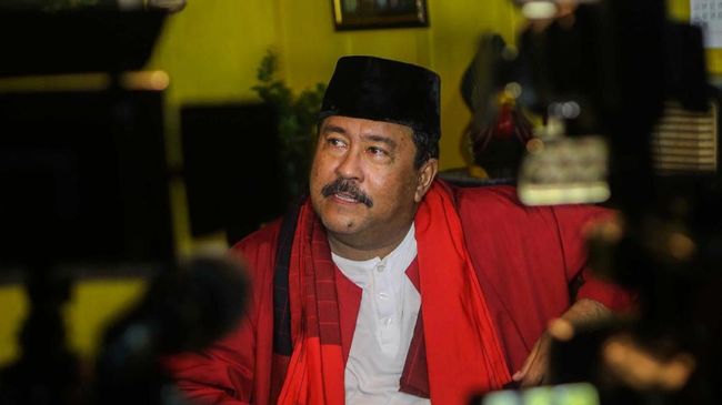 Aneka gorengan menjadi menu berbuka puasa favorit Rano Karno. Pemeran Si Doel ini biasa menyantapnya seraya bersantai di rumah.