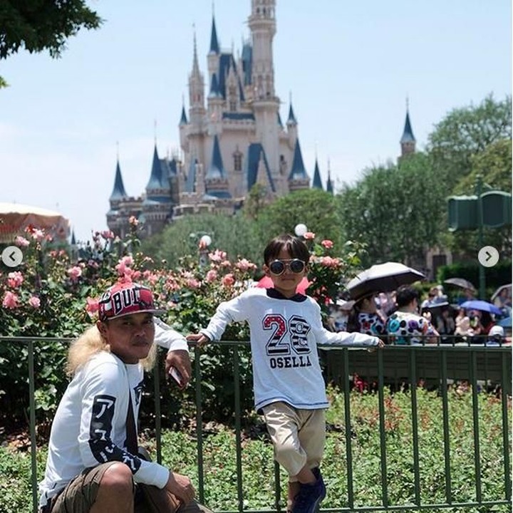 <p>Ini saat Sule liburan ke Jepang bareng anak-anaknya.(Foto: Instagram @ferdinan_sule)</p>
