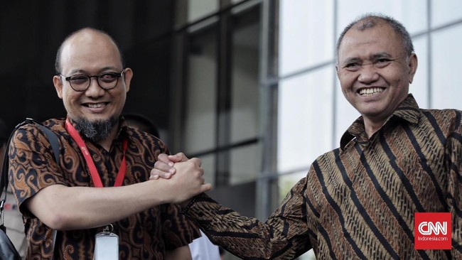 Usai komunikasi dengan Novel Baswedan, pimpinan KPK menyebut penyidik senior lembaga antirasuah itu akan membantu tim gabungan kasus penyiraman air keras.