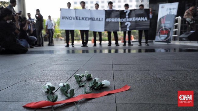 Novel Baswedan dan jajaran pimpinan KPK tetap akan menagih janji Jokowi untuk mengusut tuntas pelaku penyiraman air keras yang sudah 16 bulan tanpa kejelasan.