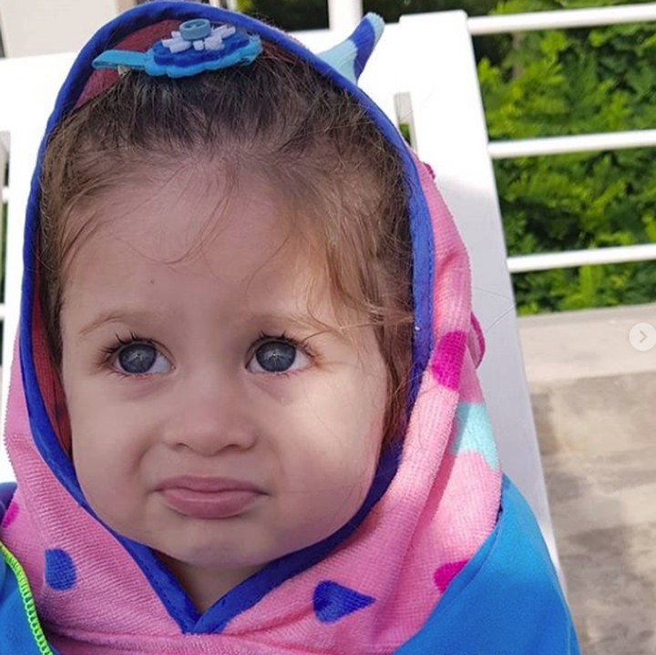 <p>Meski masih kecil, Eliz sudah punya channel YouTube sendiri, lho. (Foto: Instagram @nazelizseker)</p>