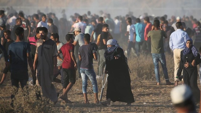 Seorang remaja Palestina di Gaza berusia 17 tahun tewas akibat luka yang dideritanya setelah ditembak oleh tentara Israel dalam demonstrasi di perbatasan.