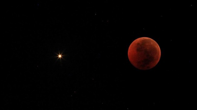 Para astronom menamai objek misterius yang mengorbit di sabuk terluar tata surya sebagai planet 9.