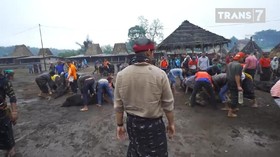 VIDEO: Rio Dewanto Berkenalan dengan Budaya Flores