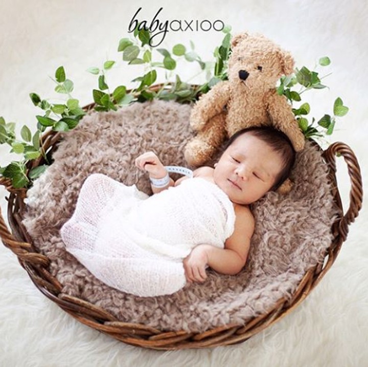 Semoga Bima selalu sehat dan bahagia... (Foto: Instagram @abimanyu_manggala/ @babyaxioo)