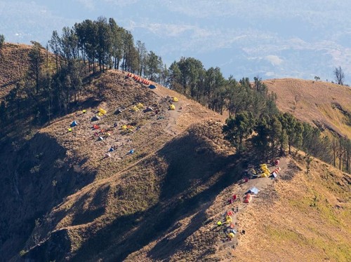 2 WNA Jatuh, Jalur Pendakian Pelawangan Rinjani Ditutup Sementara