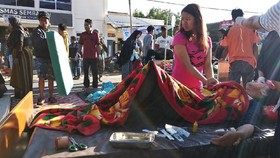Gempa Berpotensi Tsunami, Warga Panik Lari ke Bukit