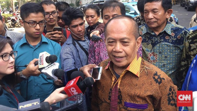 Anggota Majelis Tinggi Partai Demokrat, Syarief Hasan menilai Anies harus memanfaatkan waktu yang masih panjang ini untuk memperkenalkan diri ke masyarakat.