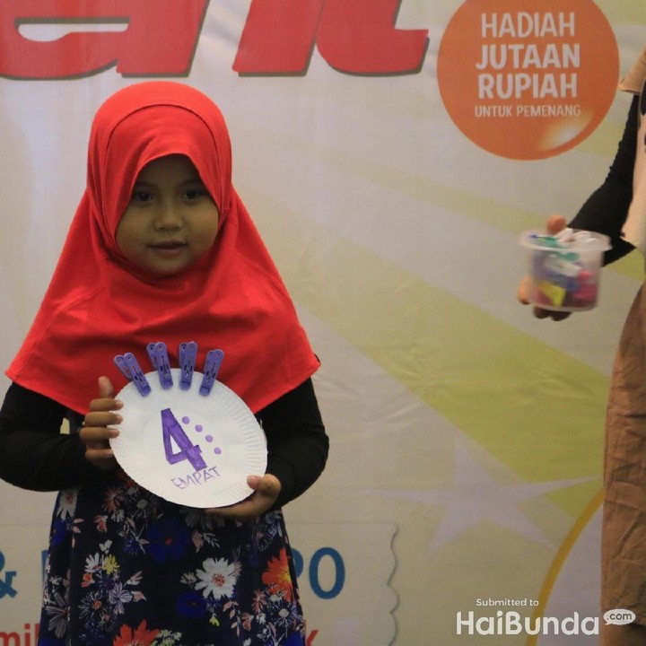 <p>Selain berhitung, motorik halus anak bisa terlatih melalui mainan ini, lho.</p>
