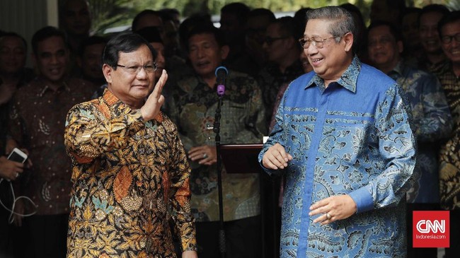 Kepala Divisi Advokasi dan Hukum DPP Partai Demokrat Ferdinand Hutahaean mengatakan komunikasi antara Demokrat dengan Gerindra masih terus dijalin.